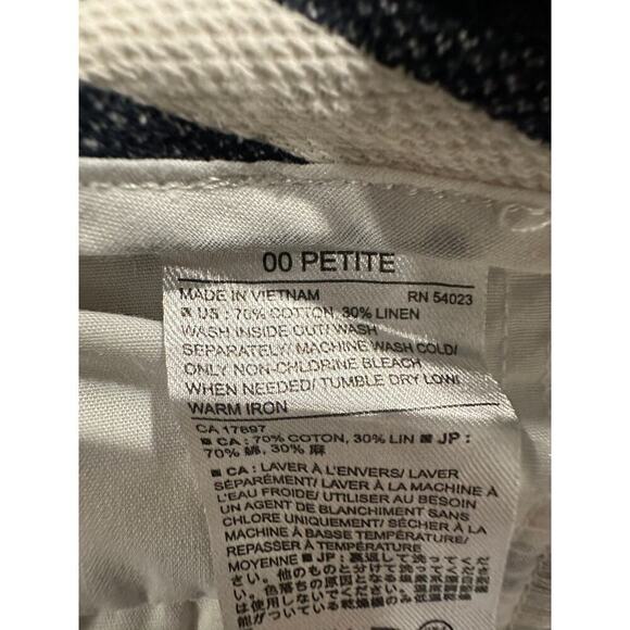 Banana Republic Size 00 Petite Mid Rise Chino Shorts Beach Striped Black White - Picture 8 of 13